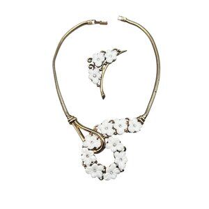 Trifari 1951 Necklace And Brooch Set White Forget Me Not Flowers Alfred Philippe